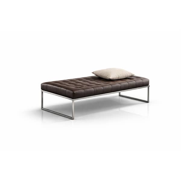 Bedroom set furniture finish and room styling view - image 60022